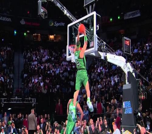 英格兰与波,兰世预赛欧,洲区连胜势,Bwin体育,体育博彩,实时投注,赔率,在线体育博彩,顶级博彩平台