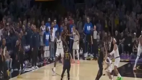 中国男队夺亚冬会自由式滑雪空中技巧金牌，央视体育独家直播